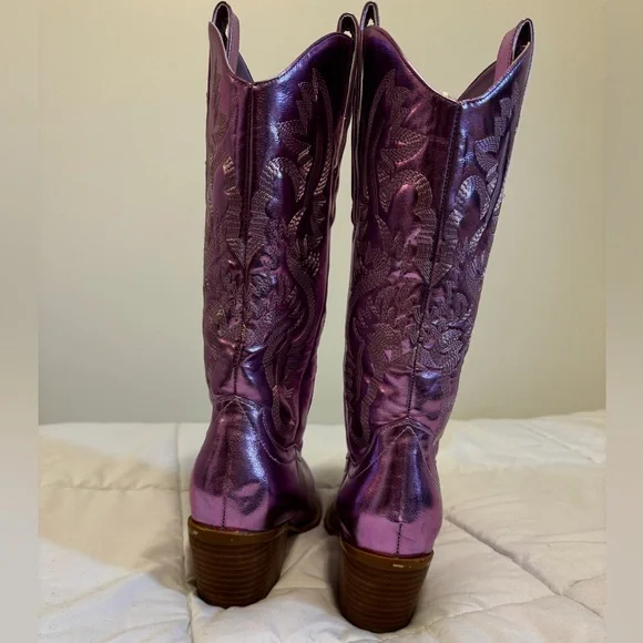 Metallic Purple Western Boots - Picture 4 of 10